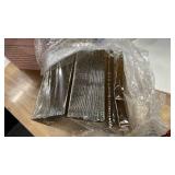 DaYammi 200Pcs Gold Dessert Plates Including 100Pcs Appetizer Plates 6",100Pcs Plastic Forks 5.7in,Gold Glitter Plastic Square Plate for Party,Gold Salad Plate and Cake Forks for Wedding Birthday - Re