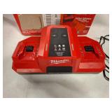 Milwaukee Tool M18 Dual Bay Simultaneous Super Charger