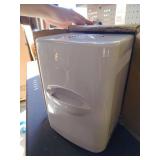 Electactic 4L6 Cans Mini Fridge, Portable Compact Refrigerator, Small Skin Care Fridge, Food and Drinks, Small Cooler for Bedroom, Dorm, Car, Office, White - Retail: $39