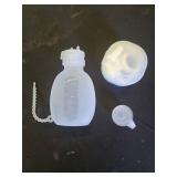 haakaa Supplemental Feeding Tube and Pouch Set,Baby Supplemental Nursing System,SNS Breastfeeding System,Food Grade Silicone - Retail: $33