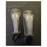 UA Challenge Shin Guard YTH BlackCastle Rock L - Retail: $17