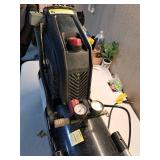 8G 150 PSI Hotdog Air Compressor - Retail: $150