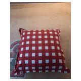 Pillow 17x17