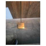 Metal standing lamp