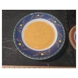 Signature Tuscan Tulips Dinnerware Set