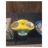 Tissue box | various sea shells and ceramic frog decor