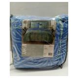 APPEARS NEW - VCNY Home - King Quilt Set, Reversible Paisley Floral Bedding with Matching Shams and Pillows (Harmony Blue, King)