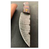 Handcrafted Damascus Steel Hunting Knife full tang with leather sheath approx 8.5 inches