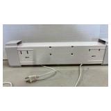 Fluorescent Light Fixture with bulbs