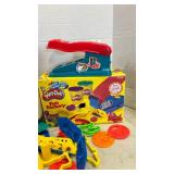 Vetch Alphabet Desk and Playdoh fun factory set