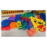 Vetch Alphabet Desk and Playdoh fun factory set