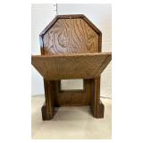 Mantel Clock Cabinet and Atomic Clock