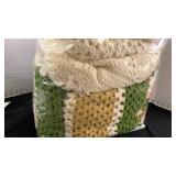 Crochet throw blankets