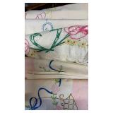 Misc sheets and pillow cases
