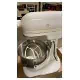 Kitchen Aid mixer white