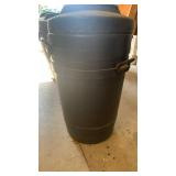 2 Gott plastic trash cans