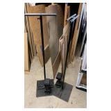 Metal adjustable sign display holder