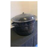 Vintage Black Speckled Enamelware Stock Pot with Lid 9x14