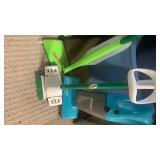 Eiteka stick vacuum and floor mops