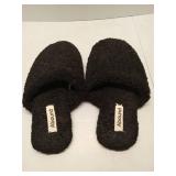 Abound Black Sherpa Slippers. Size L