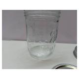 APPEARS NEW - Miuyhji Wide Mouth Mason Jars 16 oz with Lids [6 Pack], Canning Jars with Metal Airtight Lids and Bands, 16 oz Glass Jars for Fermenting, Pickling, Freezing, Preserving, Meal Prep, Jar D