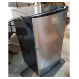 Midea Refrigerator, 3.3 Cubic Feet, Dented on the Outside and Inside. WORKS. - Retail: $278