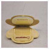 Sanrio 963801 Pompompurin Face Mirror & Comb Set