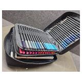 HongYan Professional Art Set with 120 Colored Pencils - Retail: $35