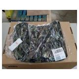 Lug medium tote- zip liner 2- camo green - Retail: $25