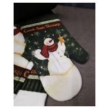 Decorative Kitchen Oven Mitt Set