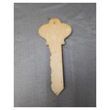 Decorative Dutch Key Holder with Traditional Folk Art