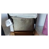 COACH Smth Corner Leather Zip Wristlet Boxed Item