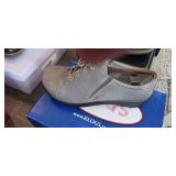 ASSORTMENTS OF BRAND NEW HIGH QUALITY WOMENS SHOE LOT BRAND NEW 50 PAIRS