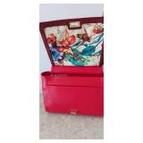 Sharif 1827 Medium size handbag. RED