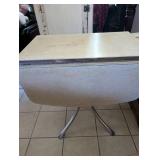 Vintage Formica Kitchen Table with Chrome Legs - 30 x 48 in