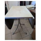 Vintage Formica Kitchen Table with Chrome Legs - 30 x 48 in