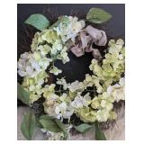 Elegant Hydrangea Grapevine Wreath - 18 in