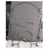 Green Ivy Metal Plate Display Stand