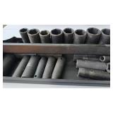 Ingersoll Rand Air Impact Tool Set with Socket Kit