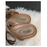 Euro Soft Gia Grey Comfort Sandals - Size 7.5