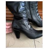 Vintage Style Black Leather Lace-up Knee-High Boots - Size 8.5