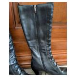 Vintage Style Black Leather Lace-up Knee-High Boots - Size 8.5