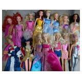 Fashion Barbie/Doll Collection with Clothing