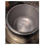 MCM Ice bucket with lid and handle