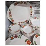 Sebring Pottery Peasant Pattern Dinnerware Set