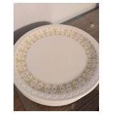 Syracuse China Gold Crown Pattern Dinner Plates