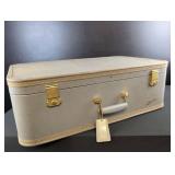 Starline Hard Shell Train Case with Purple Lining