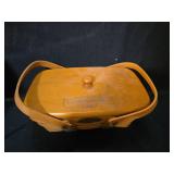 Longaberger Homestead Pie Basket 1999