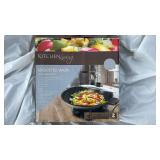 Kitchen Living Electric Wok with Non-Stick Coating - Retail: $25