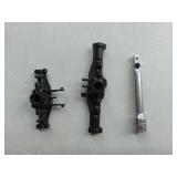 APPEARS NEW - Traxxas 8242 Rear Axle Housing Vehicle